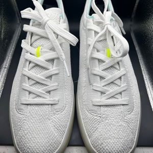 Rothy’s White Terrycloth Lace-ups, size 9